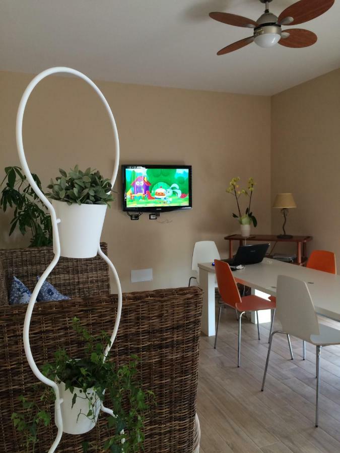 Frontemare Bed & Breakfast อากริเจนโต ภายนอก รูปภาพ