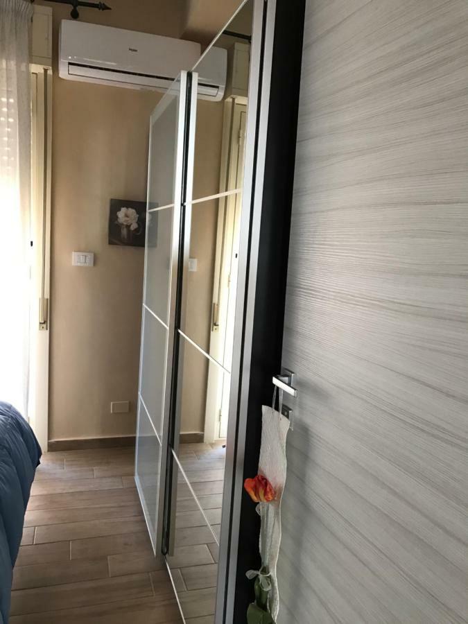 Frontemare Bed & Breakfast อากริเจนโต ภายนอก รูปภาพ