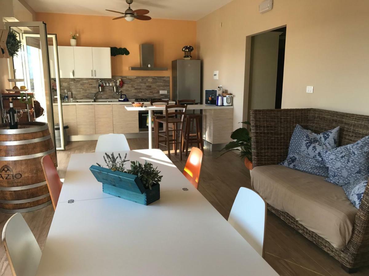 Frontemare Bed & Breakfast อากริเจนโต ภายนอก รูปภาพ